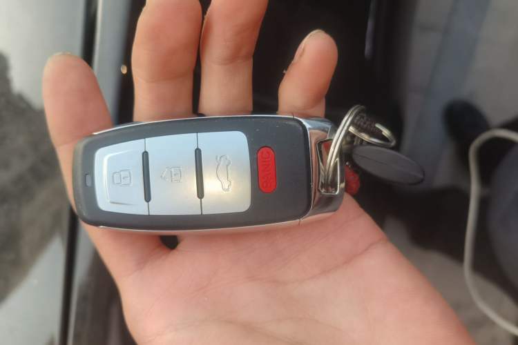 Used Cadillac SRX 2012 3.0L Comfort Model Vehicle Key