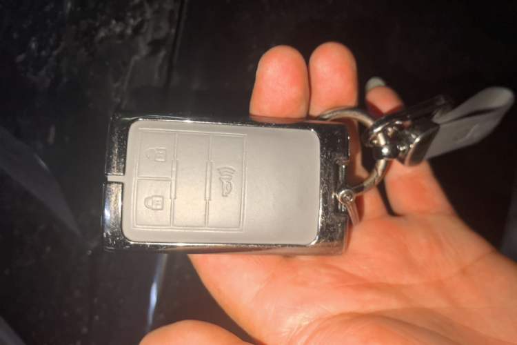 Used Cadillac SRX 2012 3.0L Comfort Model Vehicle Key