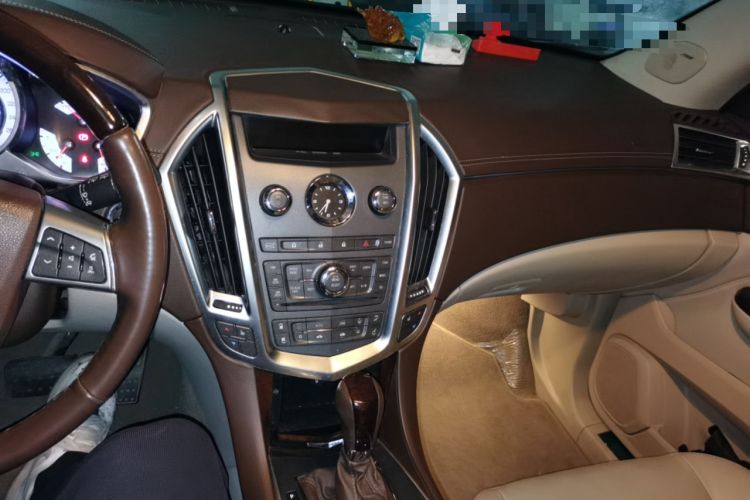 Used Cadillac SRX 2012 3.0L Elite Edition Audio And AC Panel