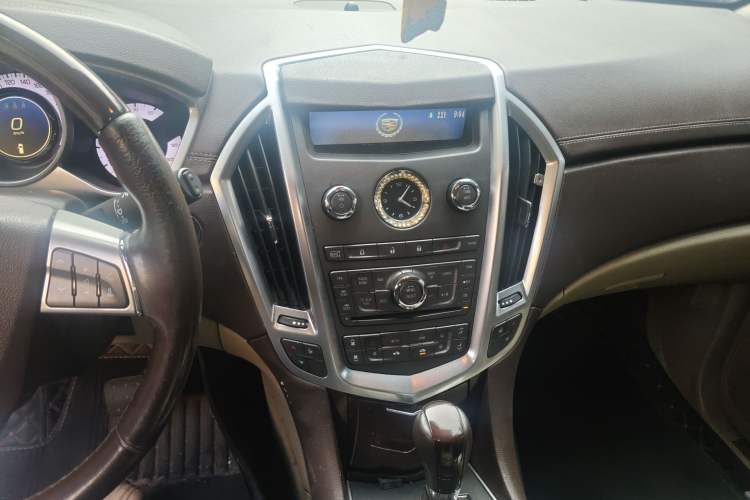 Used Cadillac SRX 2012 3.0L Elite Edition Audio And AC Panel