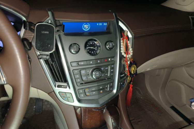 Used Cadillac SRX 2012 3.0L Leading Model Audio And AC Panel