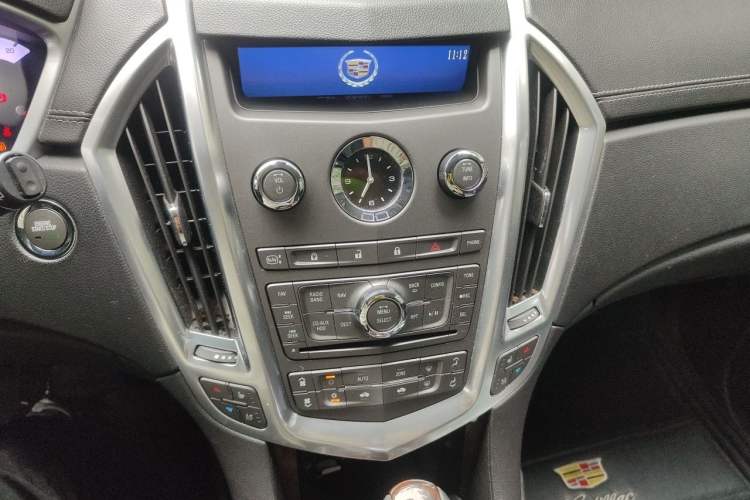Used Cadillac SRX 2012 3.0L Flagship Version Audio And AC Panel