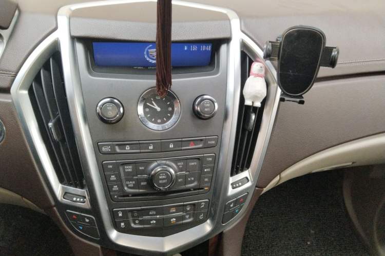 Used Cadillac SRX 2012 3.0L Flagship Version Audio And AC Panel