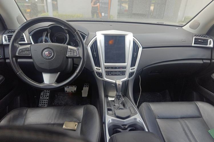 Used Cadillac SRX 2012 3.0L Comfort Model Center Console