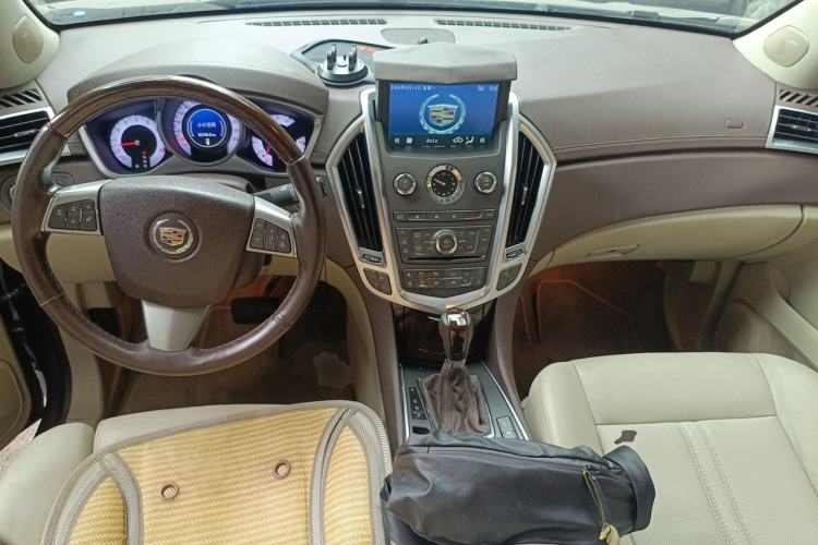 Used Cadillac SRX 2012 3.0L Elite Edition Center Console