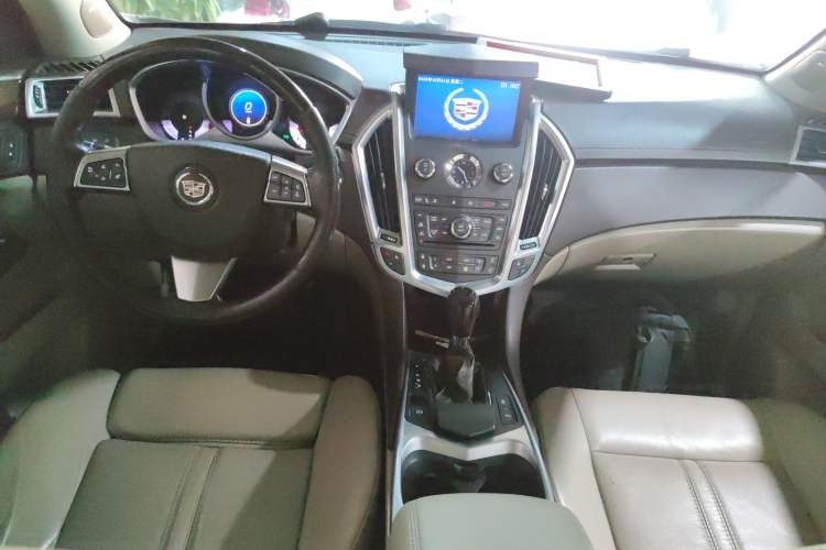 Used Cadillac SRX 2012 3.0L Elite Edition Center Console