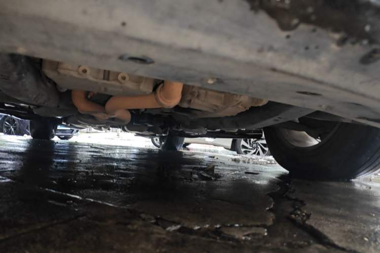 Used Cadillac SRX 2012 3.0L Elite Edition Chassis Front
