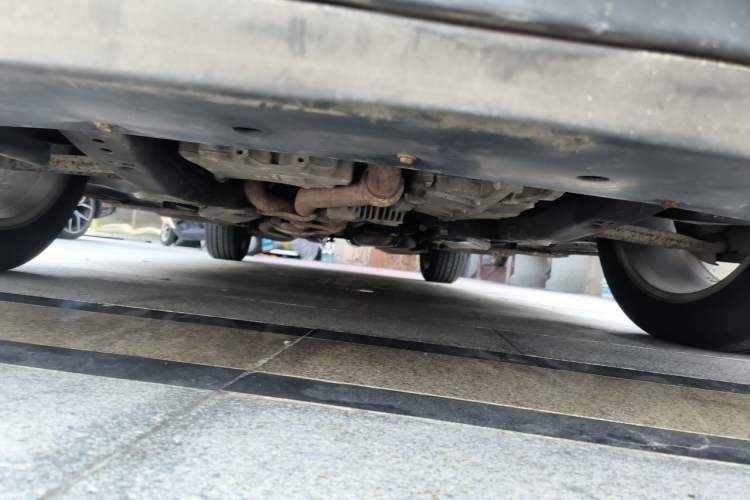 Used Cadillac SRX 2012 3.0L Leading Model Chassis Front