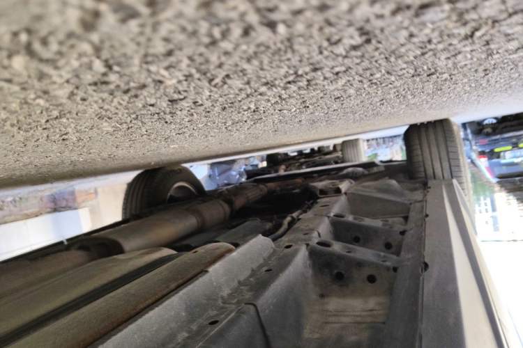 Used Cadillac SRX 2012 3.0L Elite Edition Chassis Rear Left