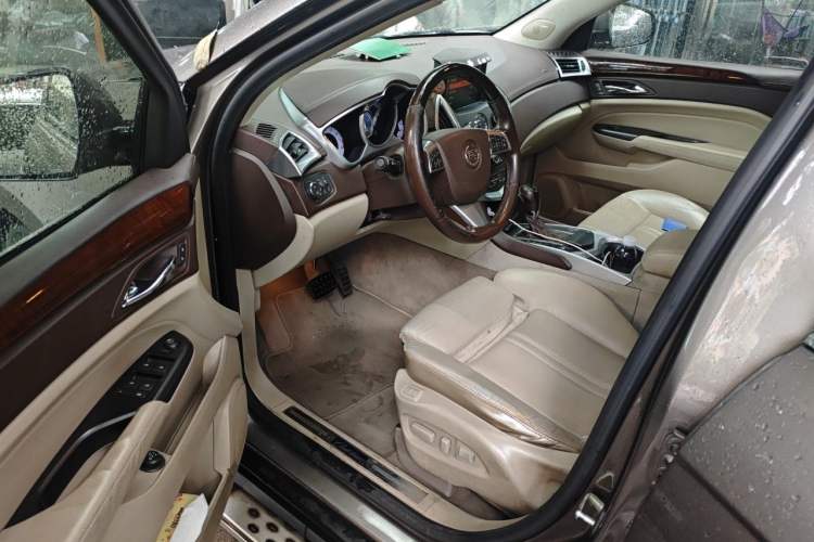 Used Cadillac SRX 2012 3.0L Elite Edition Driver Seat