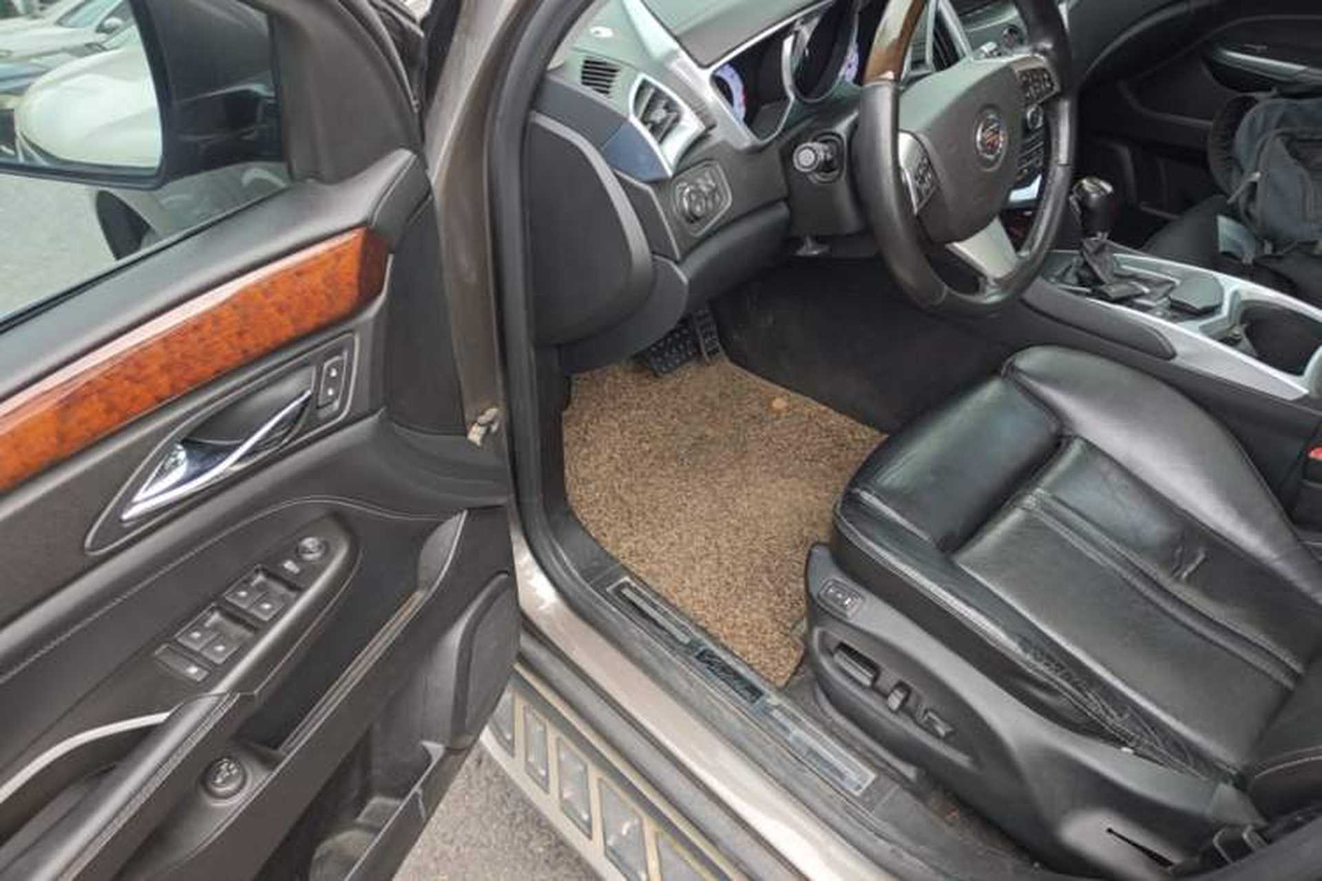Used Cadillac SRX 2012 3.0L Elite Edition Driver Seat