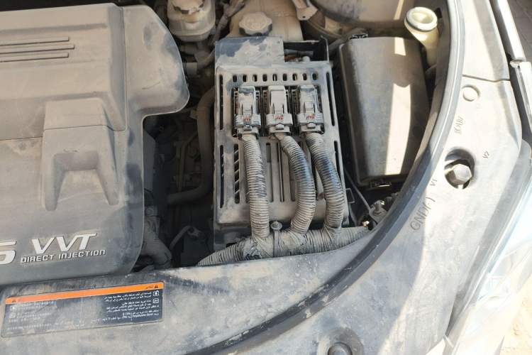 Used Cadillac SRX 2012 3.0L Elite Edition Engine Bay Left