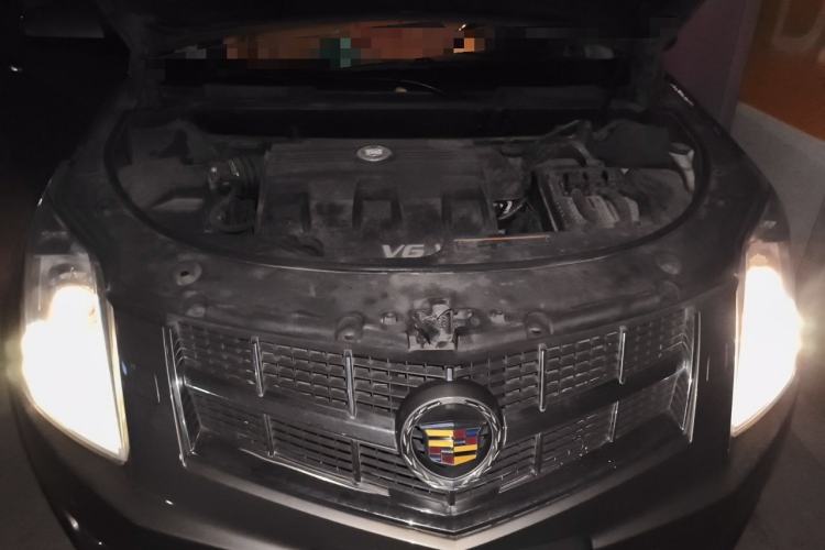 Used Cadillac SRX 2012 3.0L Elite Edition Engine Bay