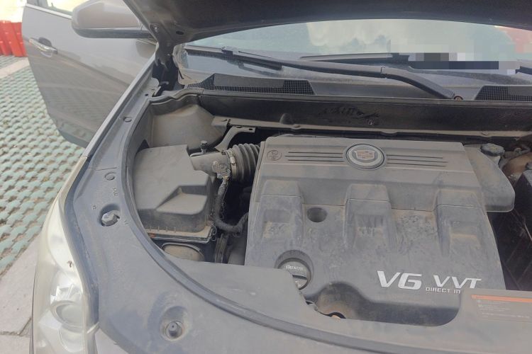 Used Cadillac SRX 2012 3.0L Comfort Model Engine Bay Right