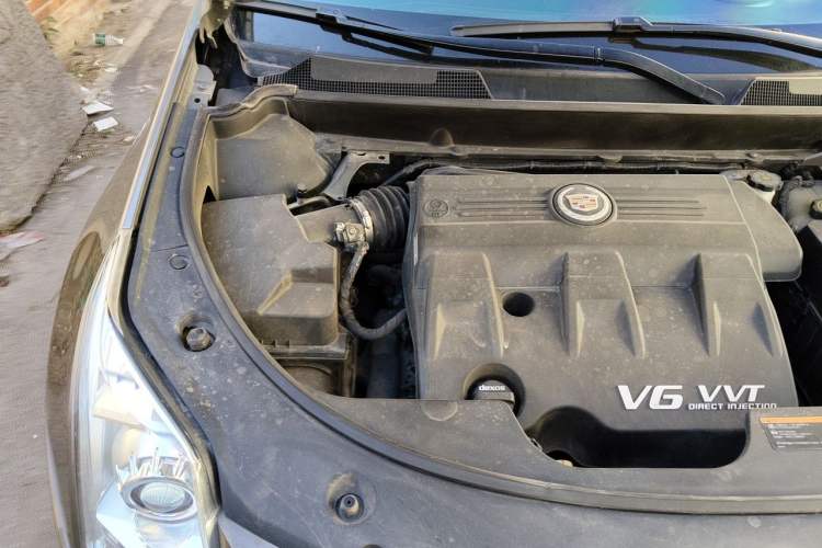 Used Cadillac SRX 2012 3.0L Elite Edition Engine Bay Right