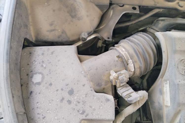 Used Cadillac SRX 2012 3.0L Flagship Version Engine Bay Right