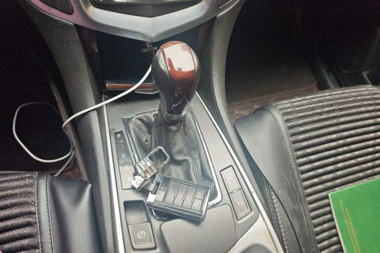 Used Cadillac SRX 2012 3.0L Leading Model Gear Lever