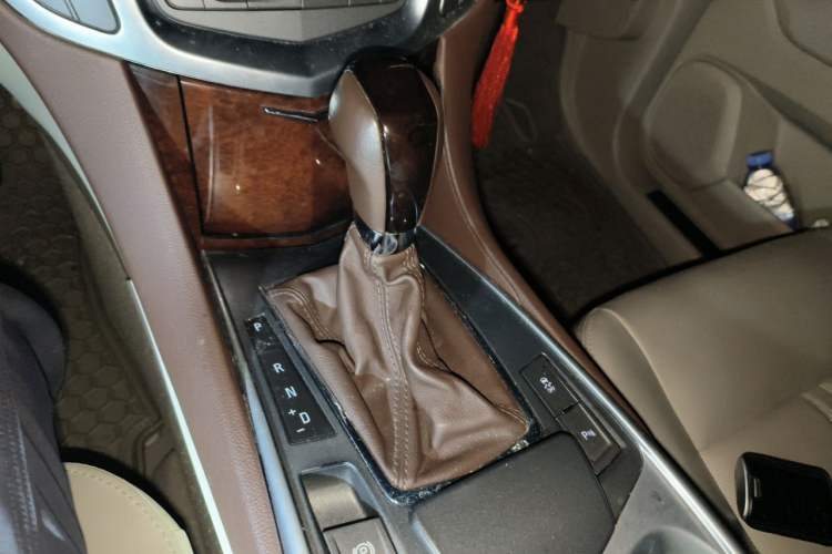 Used Cadillac SRX 2012 3.0L Leading Model Gear Lever
