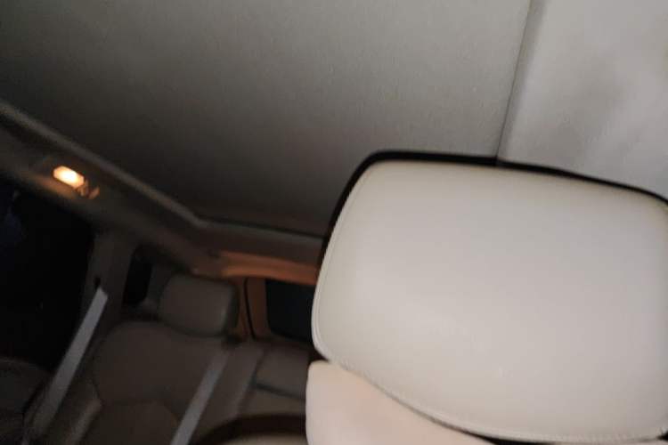 Used Cadillac SRX 2012 3.0L Elite Edition Headliner