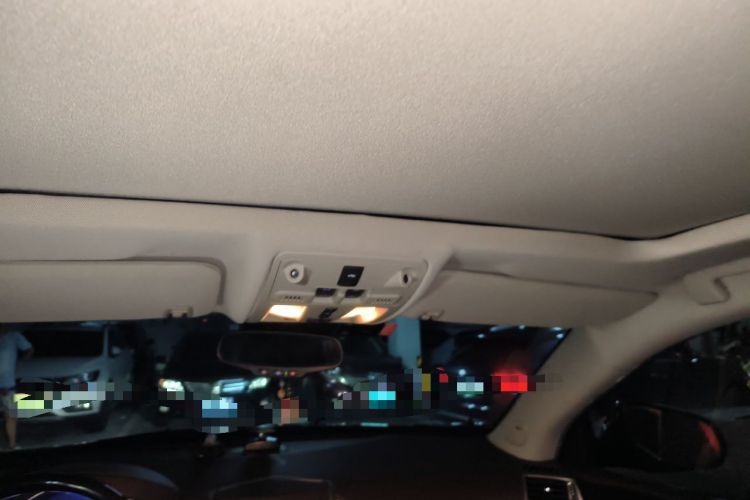 Used Cadillac SRX 2012 3.0L Leading Model Headliner