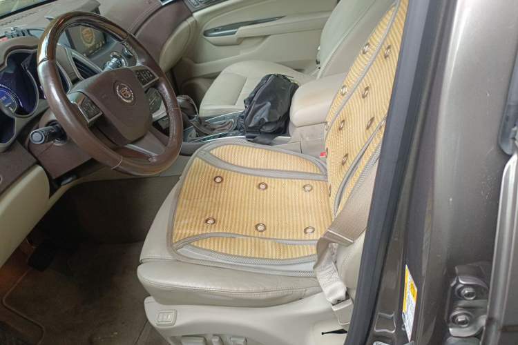 Used Cadillac SRX 2012 3.0L Elite Edition Left Front Seat