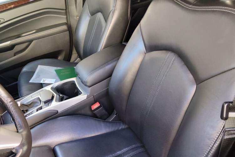 Used Cadillac SRX 2012 3.0L Elite Edition Left Front Seat