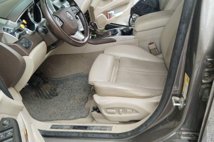 Used Cadillac SRX 2012 3.0L Flagship Version Left Front Seat