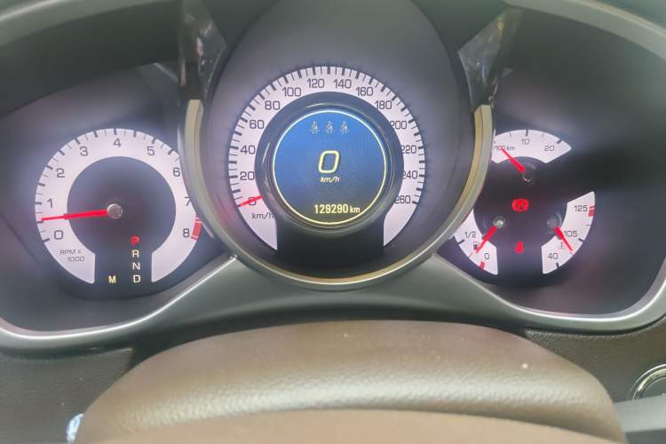 Used Cadillac SRX 2012 3.0L Elite Edition Odometer Close Up