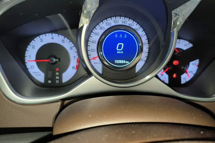 Used Cadillac SRX 2012 3.0L Leading Model Odometer Close Up