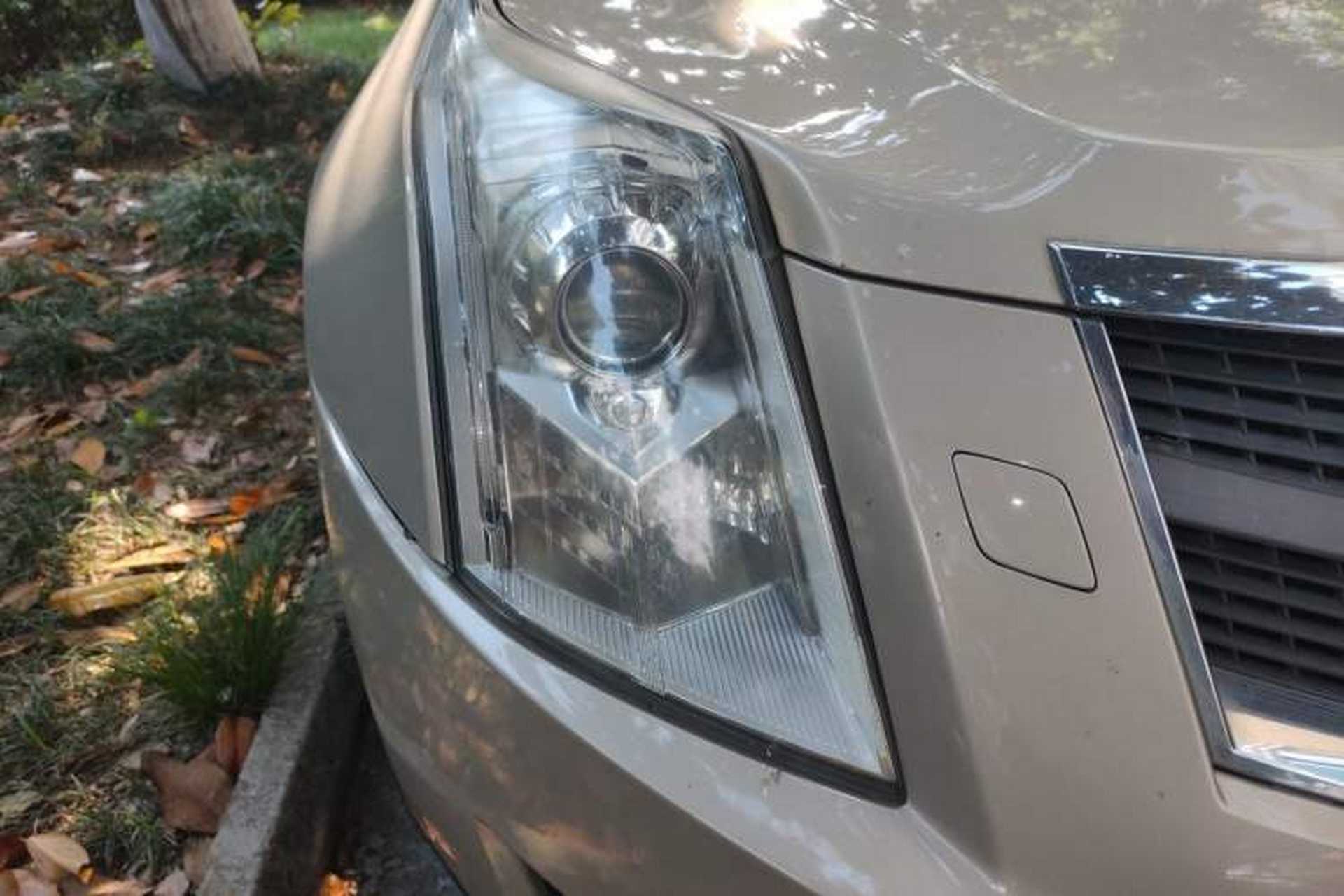 Used Cadillac SRX 2012 3.0L Leading Model Right Front Headlight