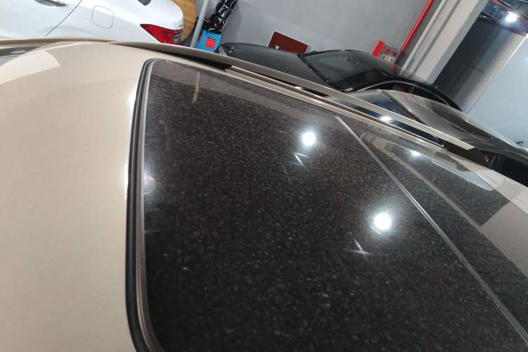 Used Cadillac SRX 2012 3.0L Elite Edition Roof