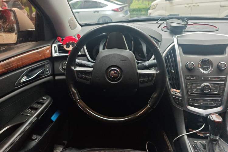 Used Cadillac SRX 2012 3.0L Leading Model Steering Wheel