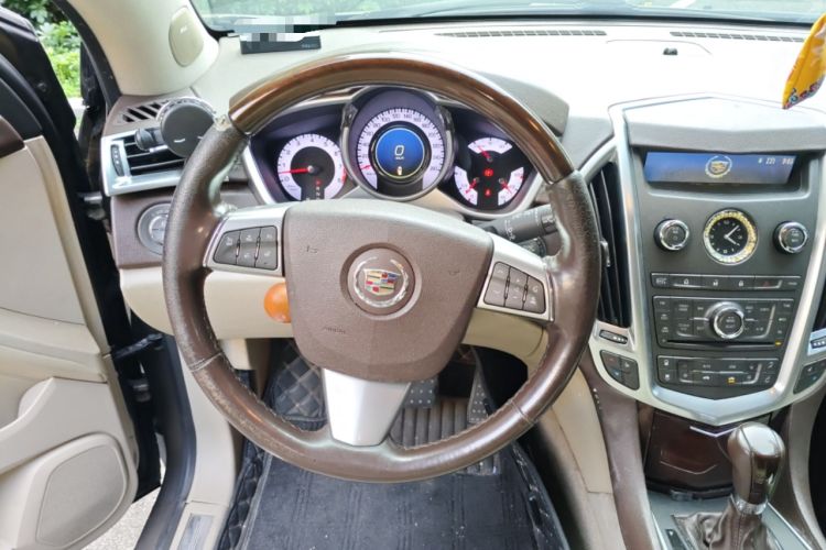 Used Cadillac SRX 2012 3.0L Elite Edition Steering Wheel