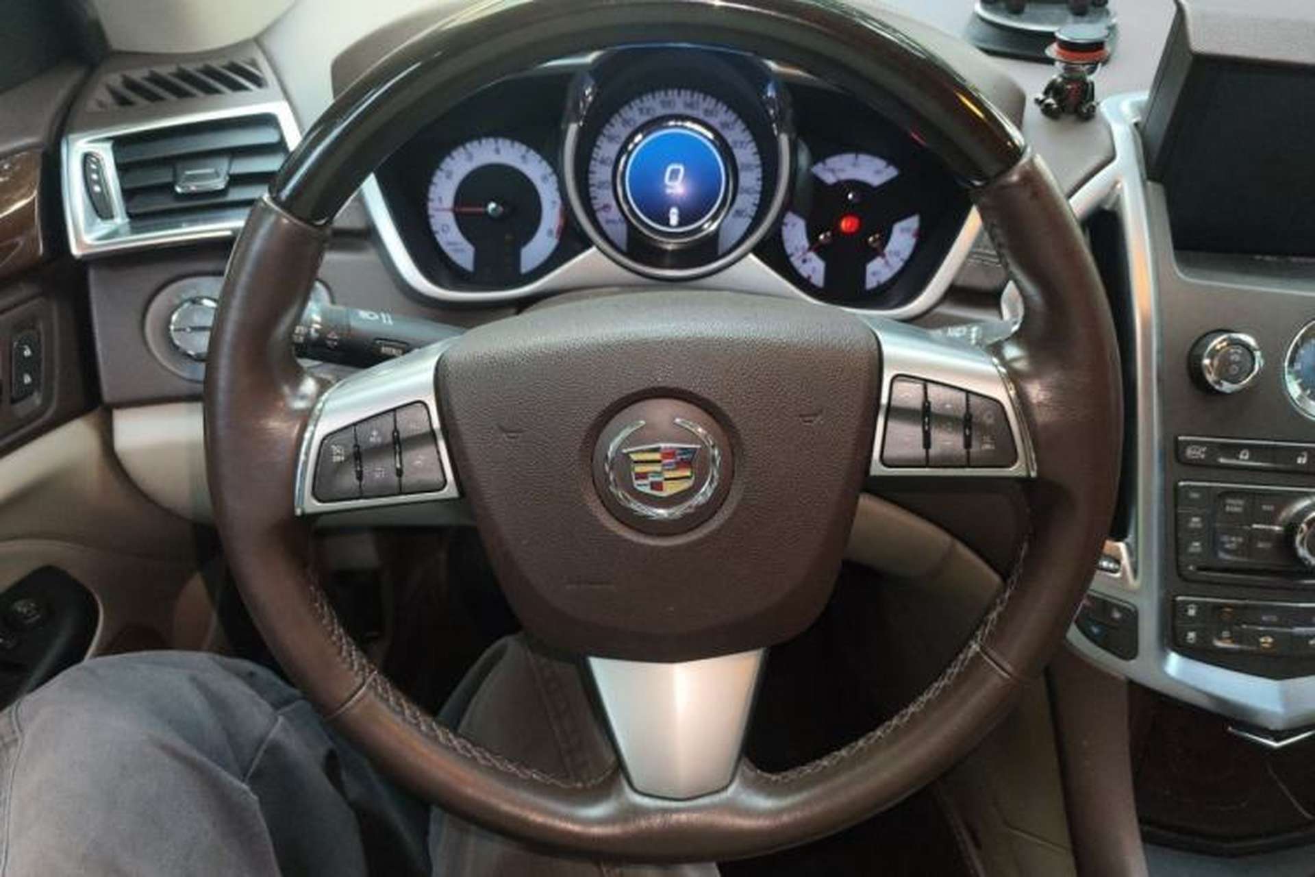 Used Cadillac SRX 2012 3.0L Leading Model Steering Wheel