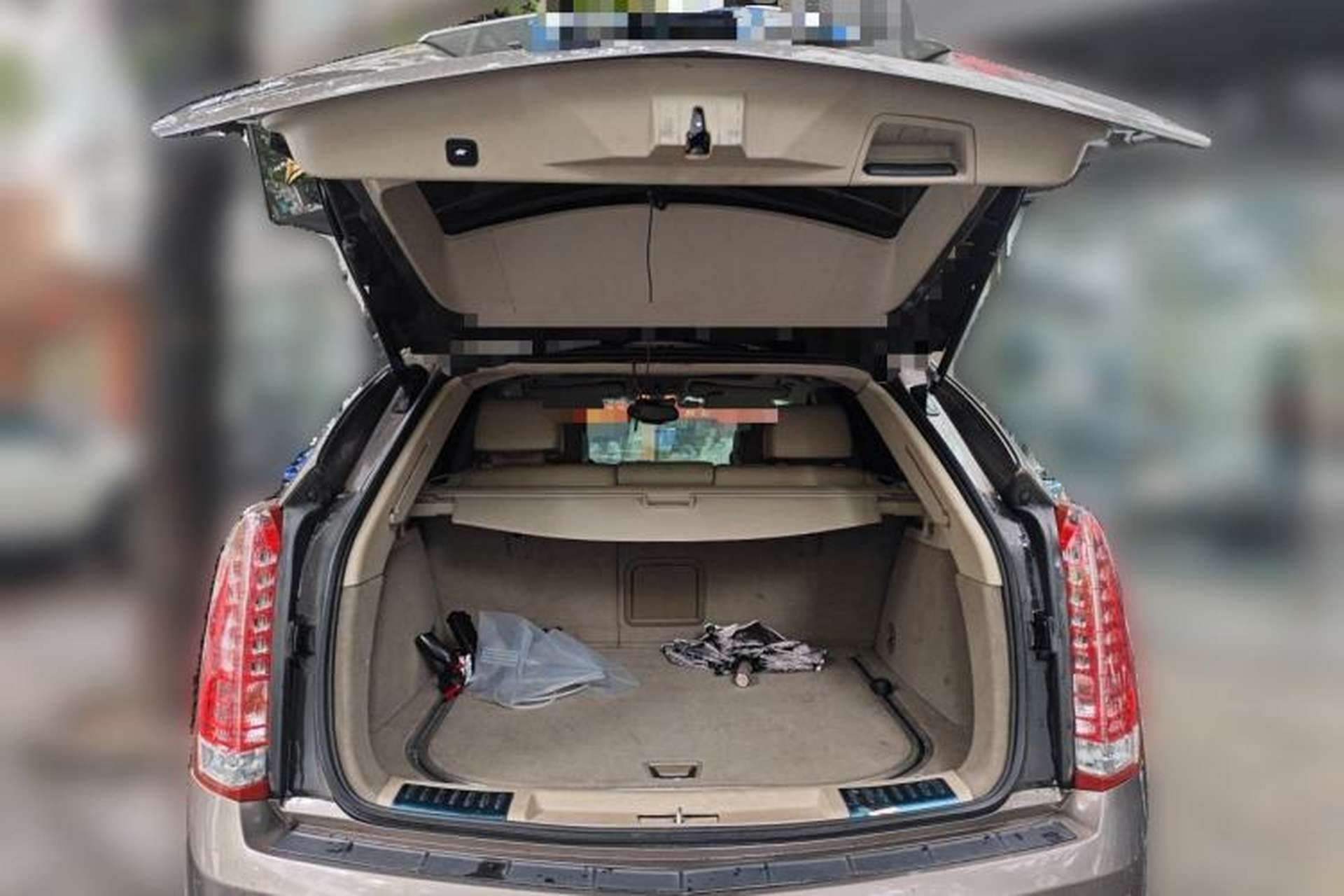 Used Cadillac SRX 2012 3.0L Elite Edition Trunk