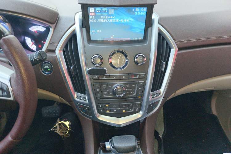 Used Cadillac SRX 2012 3.0L Comfort Model Audio And AC Panel