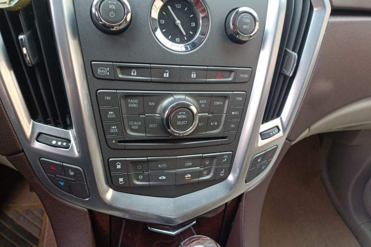 Used Cadillac SRX 2012 3.0L Leading Model Audio And AC Panel