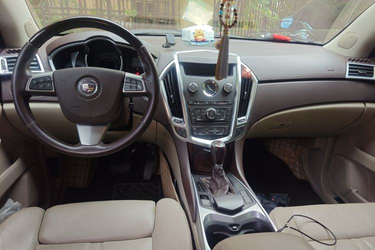 Used Cadillac SRX 2012 3.0L Elite Edition Center Console