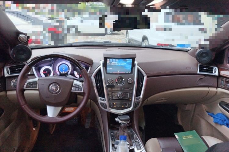 Used Cadillac SRX 2012 3.0L Comfort Model Center Console