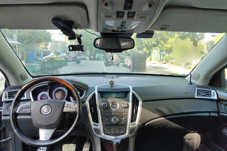 Used Cadillac SRX 2012 3.0L Elite Edition Center Console