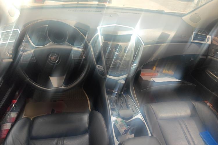 Used Cadillac SRX 2012 3.0L Elite Edition Center Console