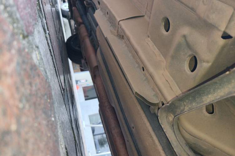 Used Cadillac SRX 2012 3.0L Comfort Model Chassis Rear Left