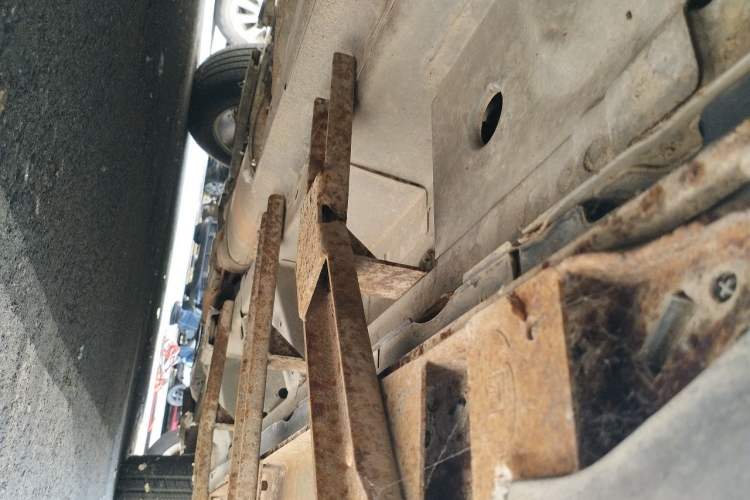 Used Cadillac SRX 2012 3.0L Elite Edition Chassis Rear Right