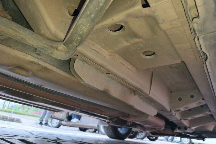 Used Cadillac SRX 2012 3.0L Comfort Model Chassis Rear Right