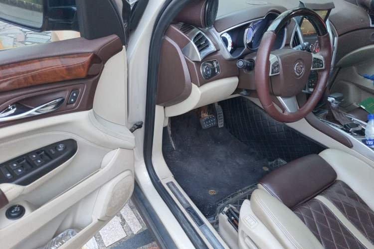 Used Cadillac SRX 2012 3.0L Comfort Model Driver Seat