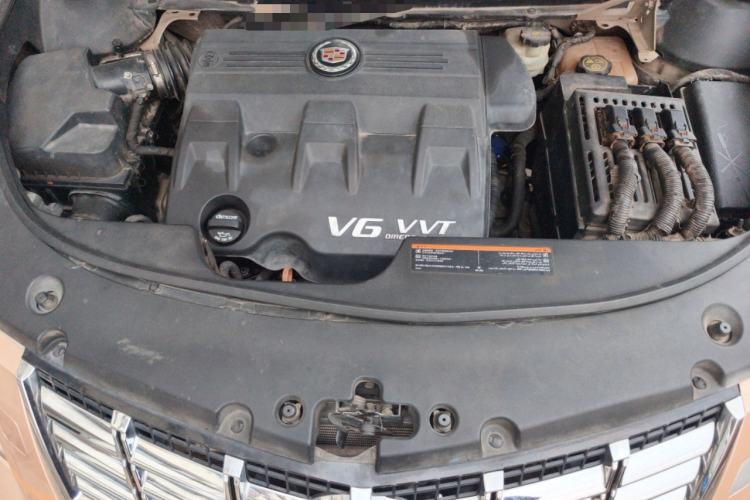 Used Cadillac SRX 2012 3.0L Comfort Model Engine Bay