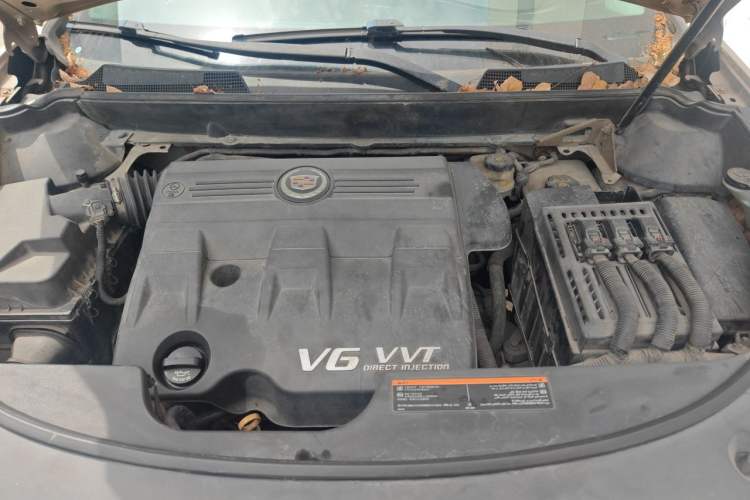 Used Cadillac SRX 2012 3.0L Elite Edition Engine Bay