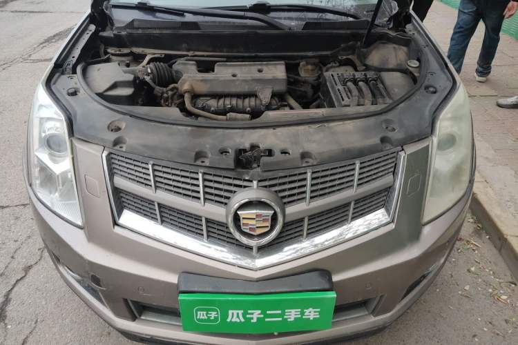 Used Cadillac SRX 2012 3.0L Elite Edition Engine Bay