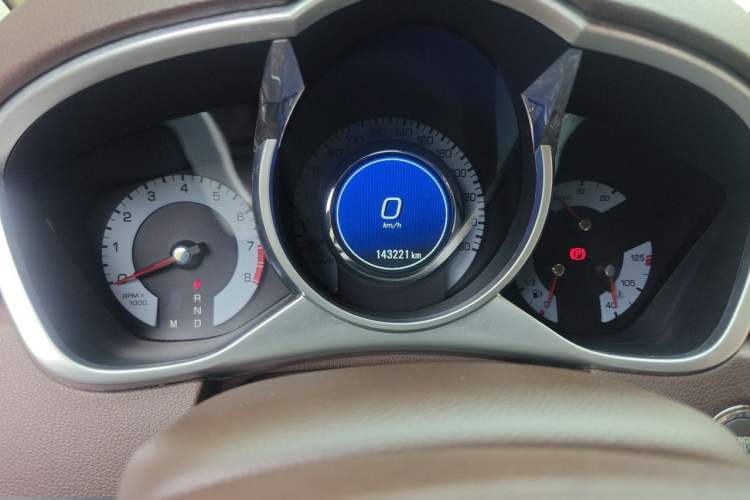 Used Cadillac SRX 2012 3.0L Elite Edition Odometer Close Up