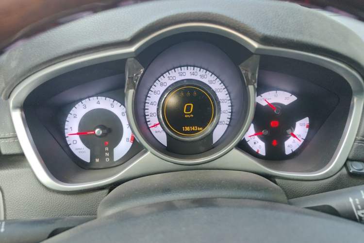 Used Cadillac SRX 2012 3.0L Elite Edition Odometer Close Up